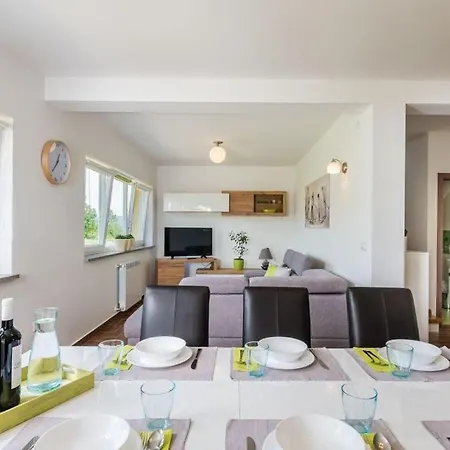 Villa Cosy In *